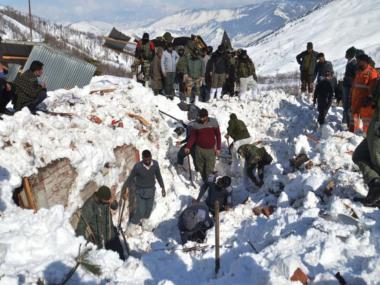 Jammu and Kashmir: Toll in Kulgam avalanche rises to eight after rescue teams recover one more policeman's body Jammu and Kashmir: Toll in Kulgam avalanche rises to eight after rescue teams recover one more policeman's body