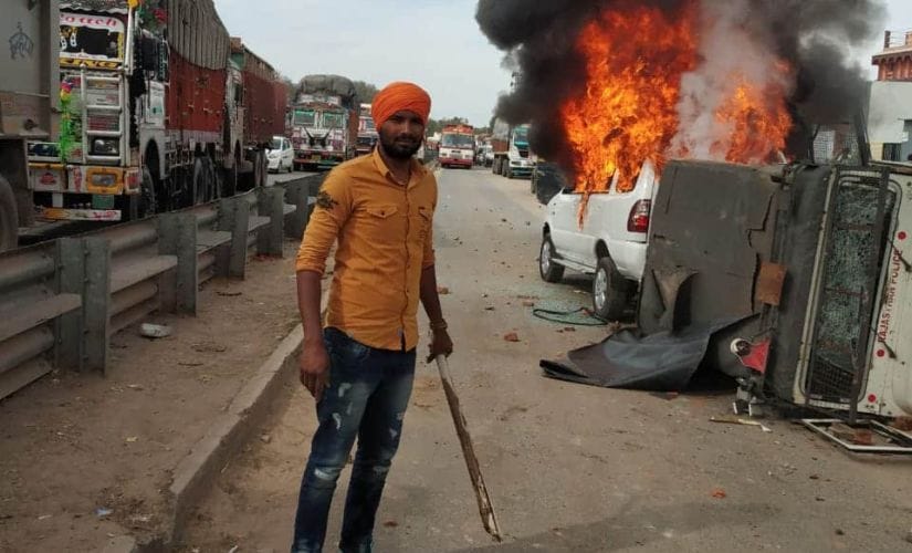Chief minister Ashok Gehlot called the stone pelting and the torching of vehicles unjustified. Image/101Reporters