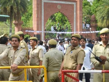 14 AMU students charged with sedition for assaulting BJP youth wing members during Asaduddin Owaisi's visit 14 AMU students charged with sedition for assaulting BJP youth wing members during Asaduddin Owaisi's visit