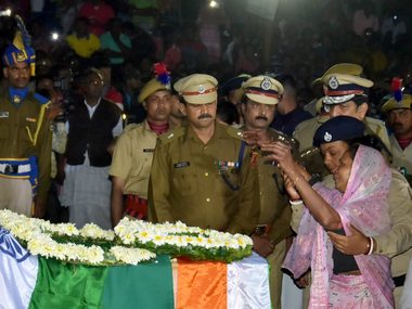 Pulwama attack: Kin of jawans killed in blast conduct last rites; 3-year-old lights father's pyre in Uttarakhand Pulwama attack: Kin of jawans killed in blast conduct last rites; 3-year-old lights father's pyre in Uttarakhand