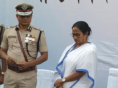 Mamata vs Centre: 3-4 Kolkata cops at dharna with Rajeev Kumar, but MHA disciplinary sword hangs only over commissioner Mamata vs Centre: 3-4 Kolkata cops at dharna with Rajeev Kumar, but MHA disciplinary sword hangs only over commissioner