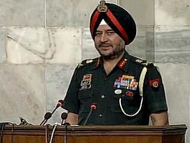 Northern Army Commander says terrorists in Kashmir looting weapons from cops due to shortage, Pakistan in crisis Northern Army Commander says terrorists in Kashmir looting weapons from cops due to shortage, Pakistan in crisis