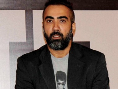 Coronavirus Outbreak: Ranvir Shorey seeks help from Mumbai Police after officials seize his car during a 'medical emergency' Coronavirus Outbreak: Ranvir Shorey seeks help from Mumbai Police after officials seize his car during a 'medical emergency'