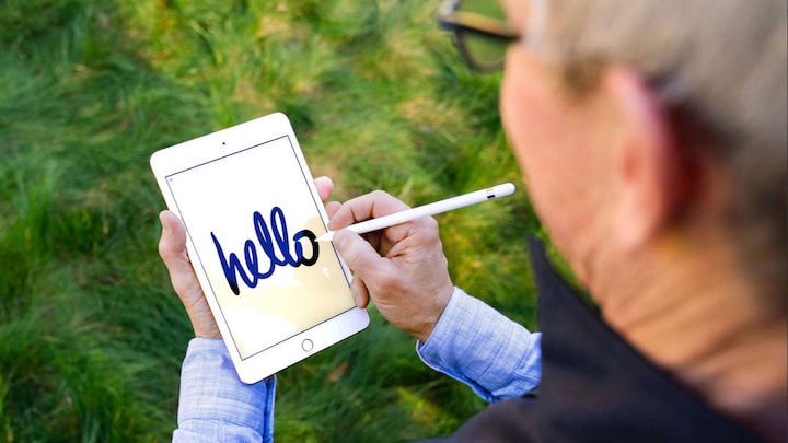 Apple's Tim Cook just gifted us a ready-made template for iPad Mini memes