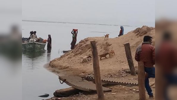 Illegal sand mining in Madhya Pradesh: Mafia takes to Narmada river to evade police as politicos play blame game