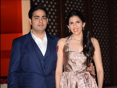 Akash Ambani-Shloka Mehta wedding: Anand Mahindra, Tony Blair among first guests to arrive Akash Ambani-Shloka Mehta wedding: Anand Mahindra, Tony Blair among first guests to arrive