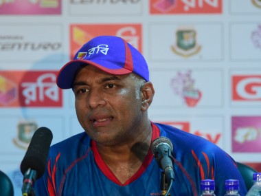 South Africa vs Sri Lanka: Visiting coach Chandika Hathurusinghe asked to return home by SLC in middle of ODI series South Africa vs Sri Lanka: Visiting coach Chandika Hathurusinghe asked to return home by SLC in middle of ODI series