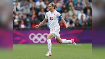 Canadian striker Christine Sinclair moves within five goals of Abby Wambach's international record with late penalty in Algarve Cup