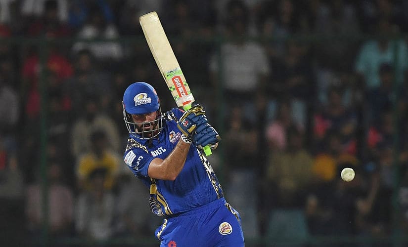 Mumbai Indians cricketer Ben Cutting plays a shot during the 2018 Indian Premier League (IPL) Twenty20 cricket match between Delhi Daredevils and Mumbai Indians at the Feroz Shah Kotla cricket stadium in New Delhi on May 20, 2018. (Photo by PRAKASH SINGH / AFP) / —-IMAGE RESTRICTED TO EDITORIAL USE - STRICTLY NO COMMERCIAL USE—– / GETTYOUT