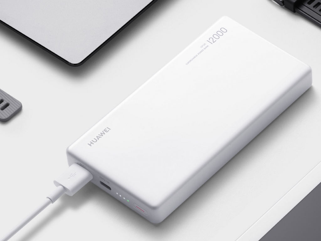 Charge your phone with 10000mAh Power Banks Charge your phone with 10000mAh Power Banks