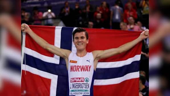 Teenage sensation Jakob Ingebrigtsen beats out brother Henrik to win European Indoor 3,000 metres