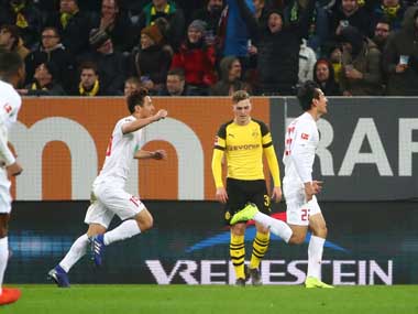 Bundesliga: Ji Dong-won nets brace as Augsburg derail Borussia Dortmund's title challenge with smash-and-grab victory Bundesliga: Ji Dong-won nets brace as Augsburg derail Borussia Dortmund's title challenge with smash-and-grab victory