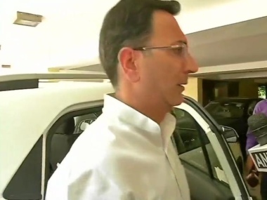 Jitin Prasada dispels talk of him joining BJP, terms it rumour; reports say Congress leader placated after Ahmed Patel's call Jitin Prasada dispels talk of him joining BJP, terms it rumour; reports say Congress leader placated after Ahmed Patel's call