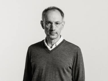Booker prize to now be sponsored by Silicon Valley billionaire Michael Moritz