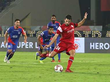 ISL 2018-19: Spirited NorthEast United force Bengaluru FC to pin hopes on Kanteerava revival in delicately poised semi-final ISL 2018-19: Spirited NorthEast United force Bengaluru FC to pin hopes on Kanteerava revival in delicately poised semi-final