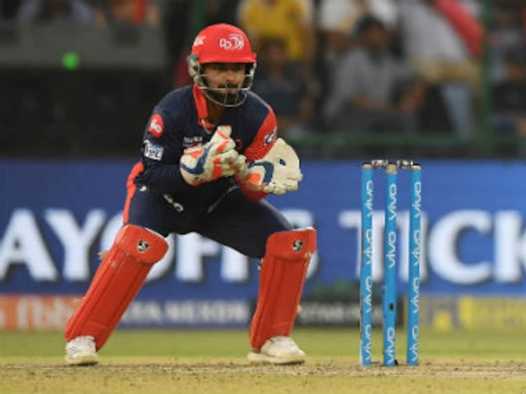 IPL 2019: Delhi Capitals' Rishab Pant briefly works with Mumbai Indians  wicket-keeping consultant Kiran More - Firstcricket News, Firstpost