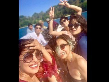 Priyanka shares photo from The Sky is Pink set; Neha Kakkar celebrates 20 mn followers: Social Media Stalkers' Guide Priyanka shares photo from The Sky is Pink set; Neha Kakkar celebrates 20 mn followers: Social Media Stalkers' Guide