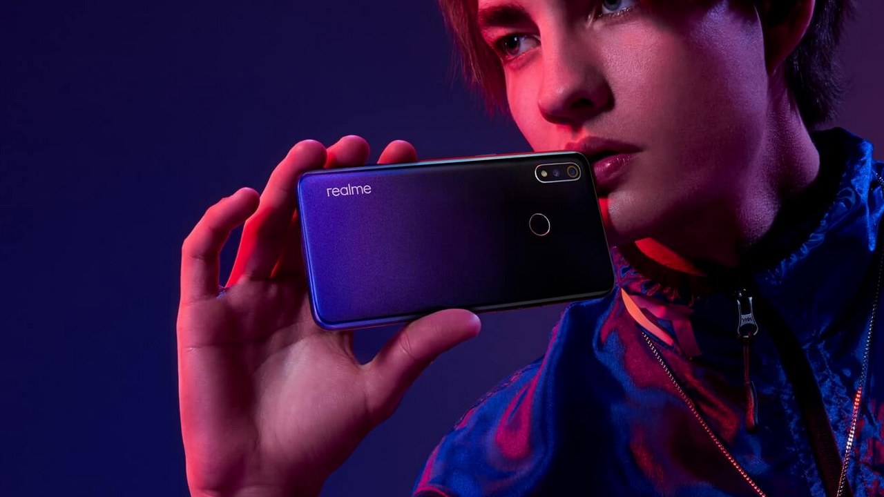 Realme X and Realme X Youth Edition to be unveiled in China on 15 May, reveals poster Realme X and Realme X Youth Edition to be unveiled in China on 15 May, reveals poster