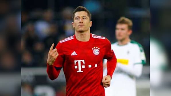 Bundesliga: Bayern Munich draw level with Borussia Dortmund; Schalke's troubles worsen after humiliating defeat at Duesseldorf