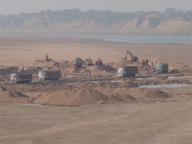 Drying rivers of Madhya Pradesh: Rampant sand-mining, unabated deforestation sound death knell for Ken, Betwa rivers Drying rivers of Madhya Pradesh: Rampant sand-mining, unabated deforestation sound death knell for Ken, Betwa rivers