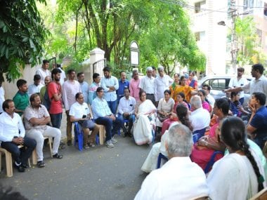 Tejaswini Ananth Kumar meets supporters who had visited her house after her shock absence from the BJP's candidates' list. Twitter/@Tej_AnanthKumar