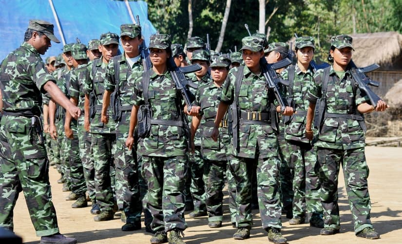 Firing incidents take place between militants and Assam Rifles in Arunachal Pradesh, Nagaland; one officer hurt Firing incidents take place between militants and Assam Rifles in Arunachal Pradesh, Nagaland; one officer hurt