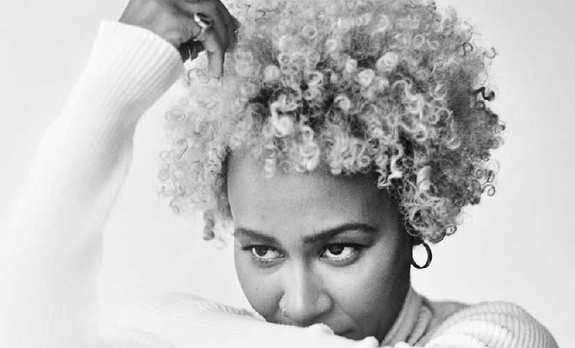 Emeli Sando in the cover art of 'Sparrow'. Image from Twitter @futurerockOk