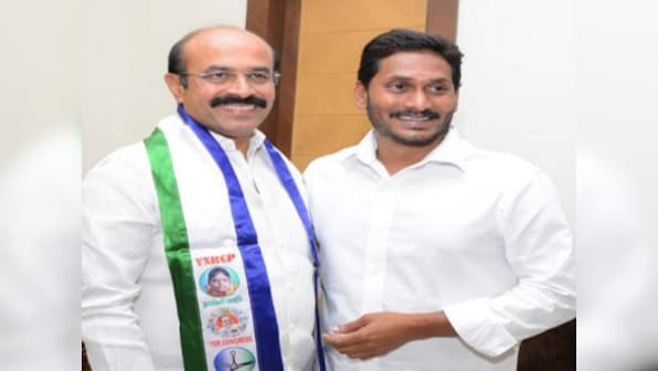 TDP MLA SV Mohan Reddy returns to YSR Congress fold, vows to defeat Chandrababu Naidu's party in Kurnool