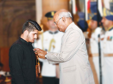 Shaurya Chakra recipient Irfan Sheikh fears going back home Shaurya Chakra recipient Irfan Sheikh fears going back home