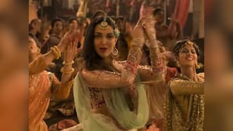 Kalank song 'First Class': Kiara Advani, Varun Dhawan dance to Arijit Singh-Neeti Mohan's upbeat track