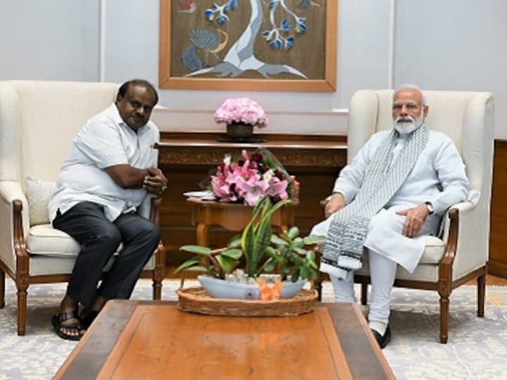 Narendra Modi meets HD Kumaraswamy: Karnataka CM asks PM for early release of Rs 2,064 drought relief fund