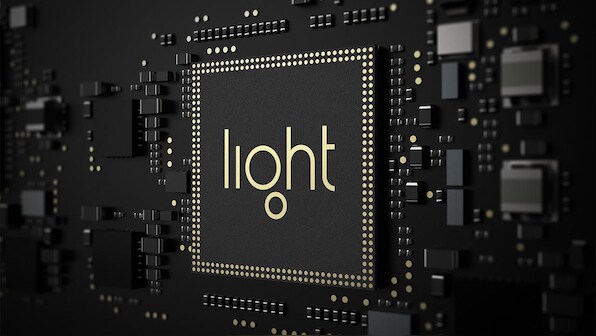 Multi-lens camera solutions company Light plans expanding to self-driving cars