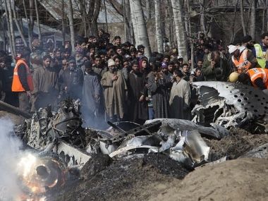 27 Feb Mi-17 crash in Kashmir's Budgam: 22-year-old Kashmiri youth who died while rescuing pilots 27 Feb Mi-17 crash in Kashmir's Budgam: 22-year-old Kashmiri youth who died while rescuing pilots