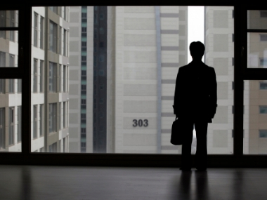 SEBI defers deadline by two years to split roles of chairman, MD on demand from corporates, economic slowdown SEBI defers deadline by two years to split roles of chairman, MD on demand from corporates, economic slowdown