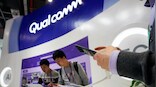 US govt panel's ruling leaves Qualcomm, Apple's patent battle lines unchanged