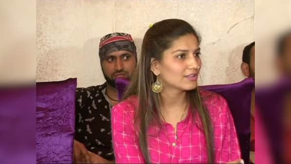 Haryanvi singer-dancer Sapna Chaudhary denies reports of joining Congress; says picture with Priyanka Gandhi is old