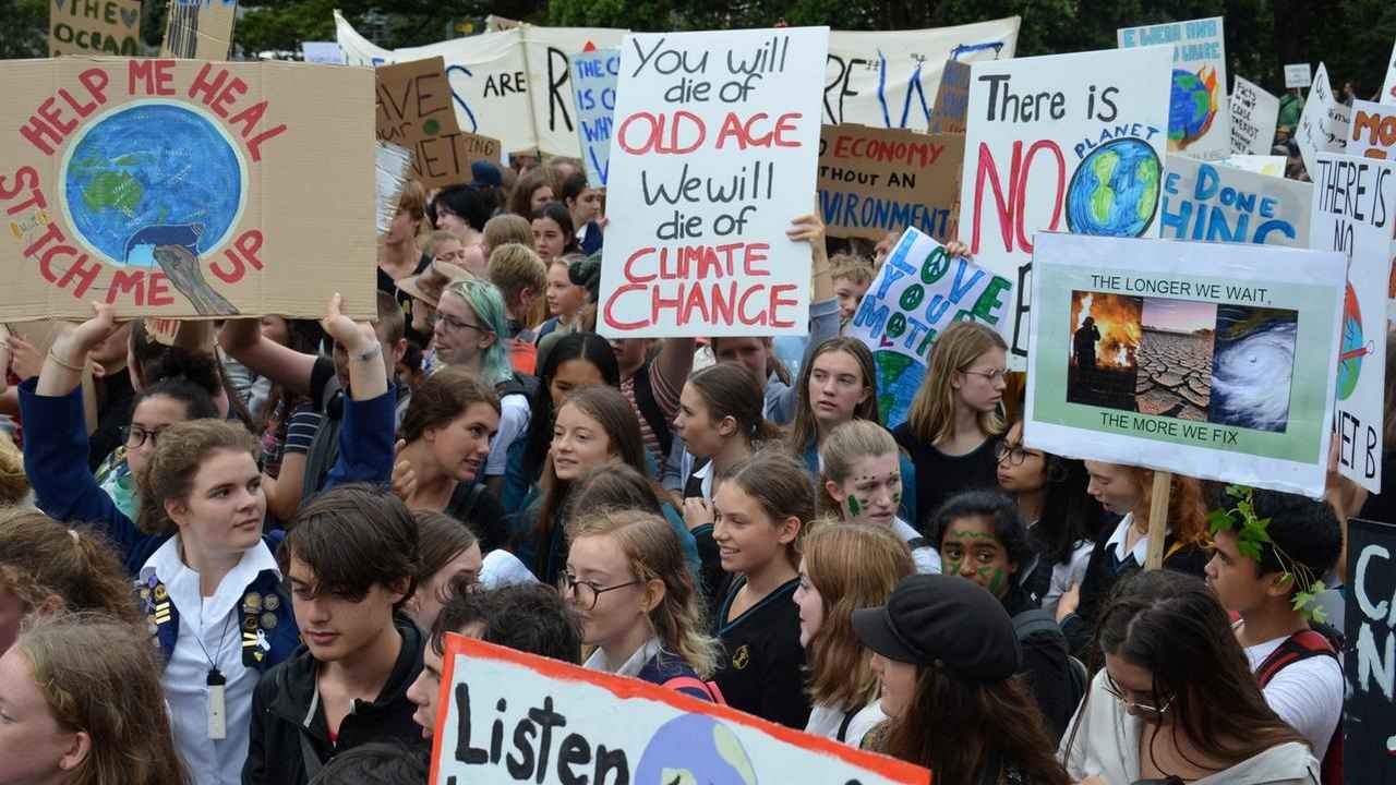 Global Climate Strike: Teens in over 100 countries skip school to ...