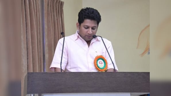 Sujay Vikhe Patil, son of Maharashtra Congress leader Radhakrishna, joins BJP after NCP refuses to part with Ahmednagar seat