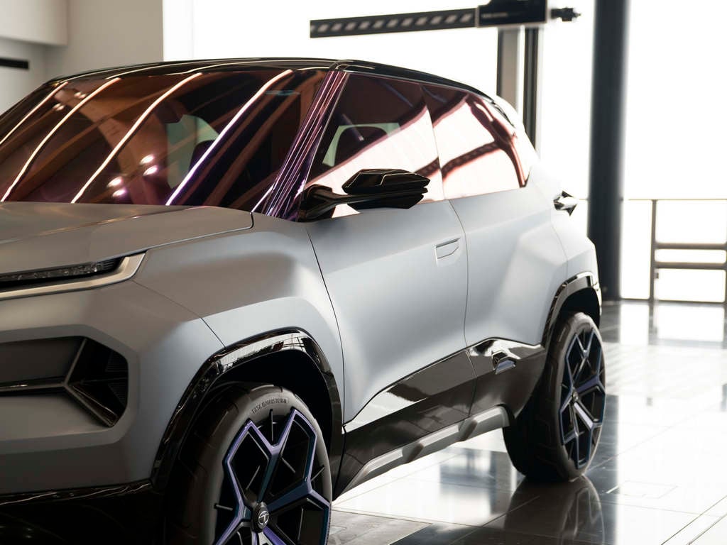 Chiếc SUV siêu nhỏ phô trương một thiết kế táo bạo và hấp dẫn và lấy tín hiệu phong cách từ khái niệm H5X của Tata hay còn gọi là Harrier "data-url =" https://www.firstpost.com/tech/photos/tata-h2x-in-photos-a -closer-look-at-the-Transformer-like-subcompact-suv-6215691-2.html "data-desc =" Chiếc micro-SUV phô trương một thiết kế táo bạo và hấp dẫn và lấy tín hiệu phong cách từ khái niệm H5X của Tata hay còn gọi là Harrier " data-index = "12" data-photo-id = "2" /><p>2/6</p></div><p></p><p class= Chiếc SUV siêu nhỏ phô trương một thiết kế táo bạo và hấp dẫn và lấy tín hiệu phong cách từ khái niệm H5X của Tata hay còn gọi là Harrier