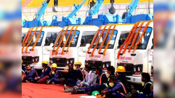 Delhi mechanises sewer cleaning, goes beyond political posturing to turn manual scavengers into entrepreneurs