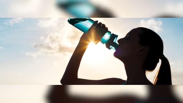 Plain old water is the best sports drink
