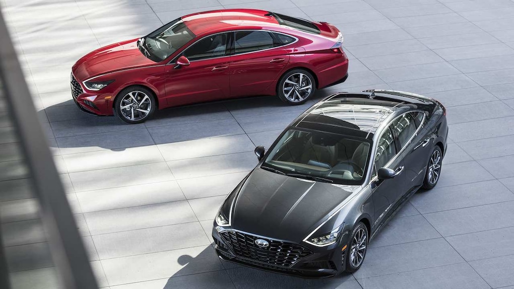 The new-generation Sonata is the first sedan designed with Hyundai’s new Sensuous Sportiness design language. It is a fully transformed vehicle showcasing a sporty four-door-coupe look.