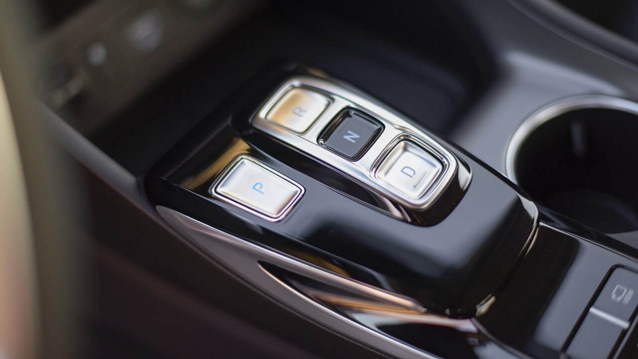 All Sonata models, except the entry model, include three years of complimentary Blue Link services. All Sonata models, except the entry model, include three years of complimentary Blue Link services.