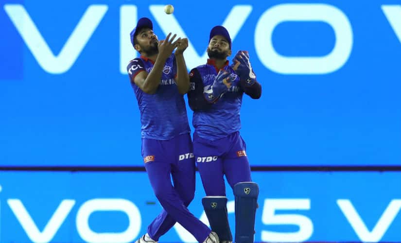 Avesh Khan and Rishabh Pant almost contrived to drop the catch, but Khan caught the rebound off Pant’s gloves. Image: Sportzpics
