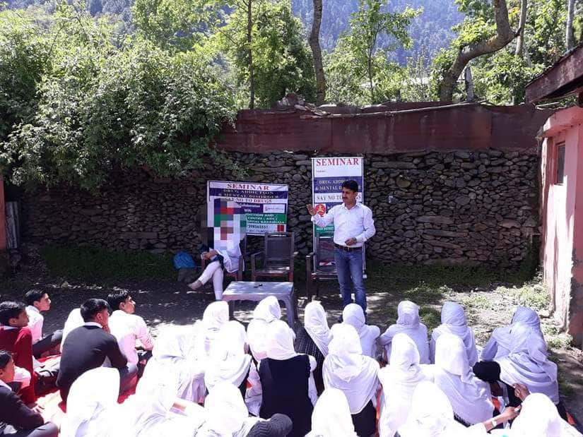 Arjumand Majid Bhat was active on social media. A photo on his Facebook page showed him delivering a counselling session to drug addicts at an army camp. Arjumand Majid Bhat/Facebook