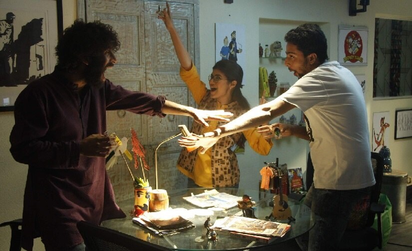 A still from Bhobishyoter Bhoot. Image via Twitter