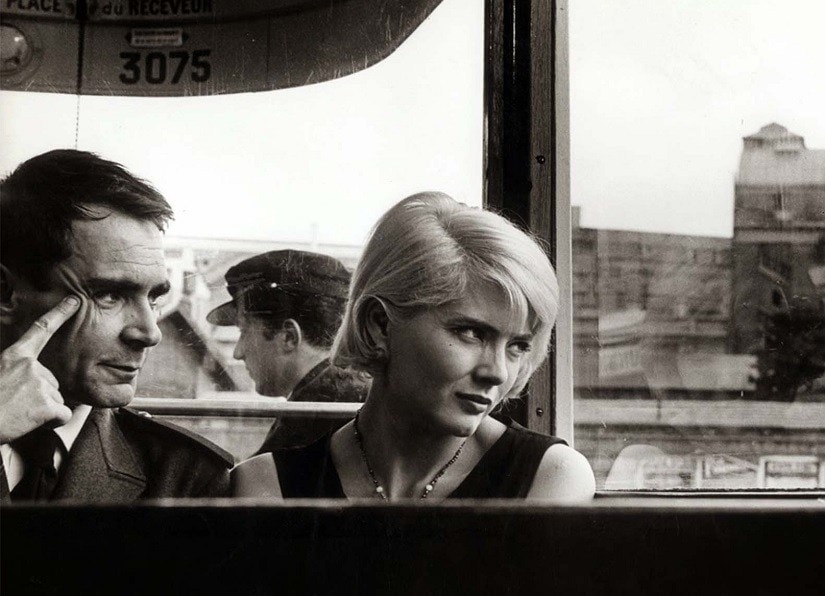 Corinne Marchand (R) in Cléo from 5 to 7