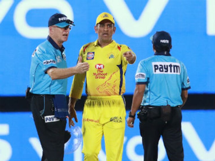 IPL 2019: MS Dhoni should have been 'banned for one to two games' for pitch invasion against RR, says Virender Sehwag