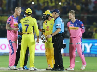 MS Dhoni stormed the field of play and engaged in an argument with on-field umpires on Thursday. Sportzpics