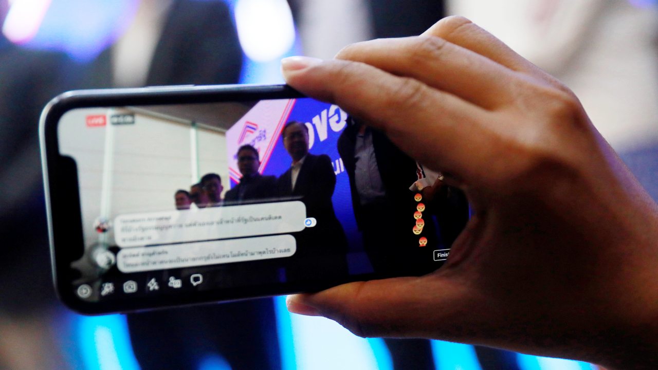 Facebook to curb live streaming after pressure over Christchurch massacre Facebook to curb live streaming after pressure over Christchurch massacre